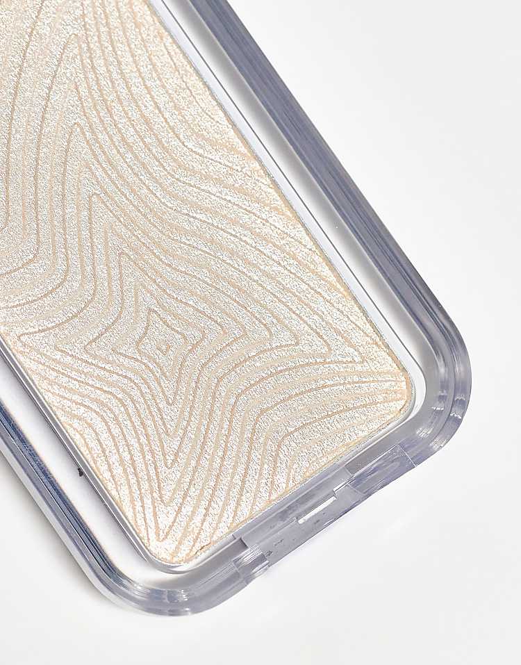 https://images.asos-media.com/products/nyx-professional-makeup-buttermelt-highlighter-bright-butta/208461472-4?$n_750w$&wid=750&fit=constrain