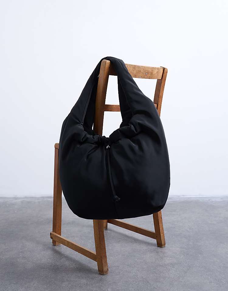 https://images.asos-media.com/products/topshop-sia-ruched-nylon-shoulder-bag-in-black/208737205-4?$n_750w$&wid=750&fit=constrain