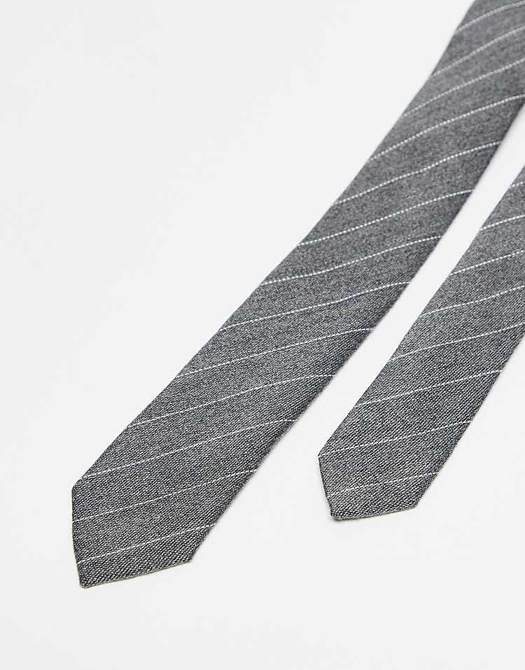 https://images.asos-media.com/products/asos-design-skinny-striped-necktie-in-heather-gray/209066821-3?$n_750w$&wid=750&fit=constrain