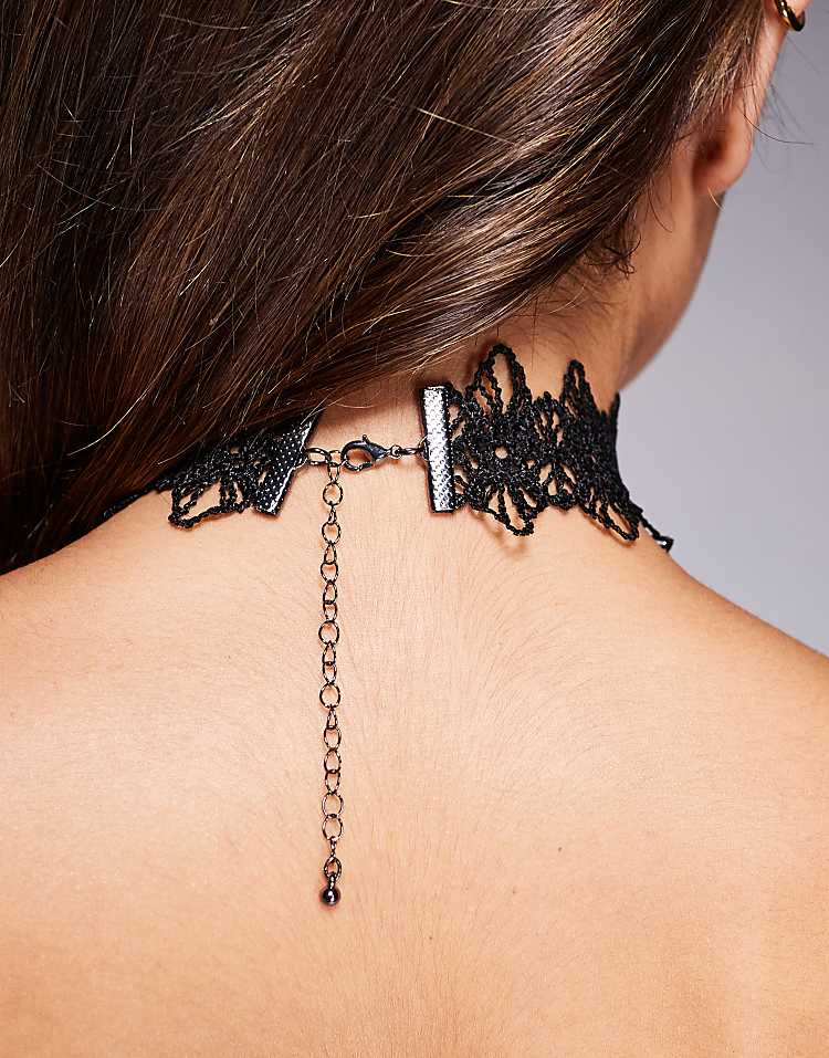 https://images.asos-media.com/products/asos-design-halloween-choker-with-lace-details-faux-stone-pendants-in-black/209079251-2?$n_750w$&wid=750&fit=constrain