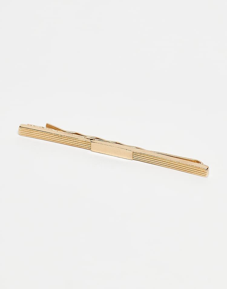 https://images.asos-media.com/products/asos-design-tie-pin-in-gold-tone/209145151-2?$n_750w$&wid=750&fit=constrain