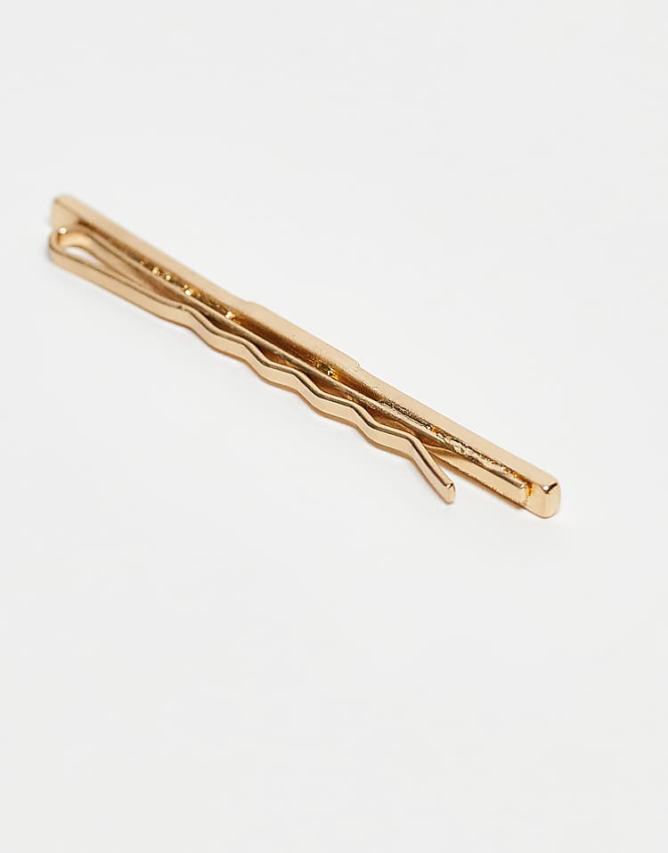 https://images.asos-media.com/products/asos-design-tie-pin-in-gold-tone/209145151-3?$n_750w$&wid=750&fit=constrain