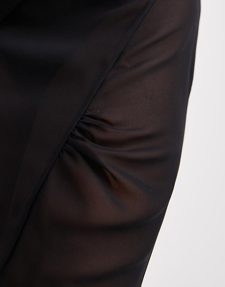 https://images.asos-media.com/products/asos-design-chiffon-maxi-skirt-with-train-in-black/209320928-3?$n_750w$&wid=750&fit=constrain