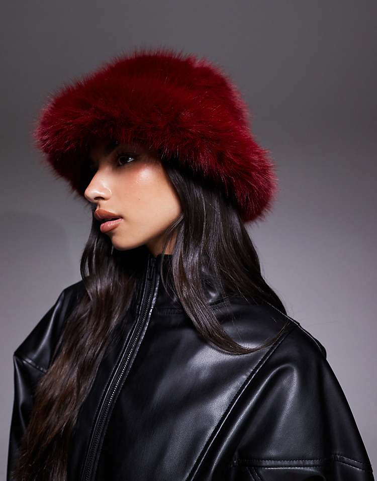 https://images.asos-media.com/products/kaiia-exclusive-faux-fur-bucket-hat-in-burgundy/209531487-3?$n_750w$&wid=750&fit=constrain