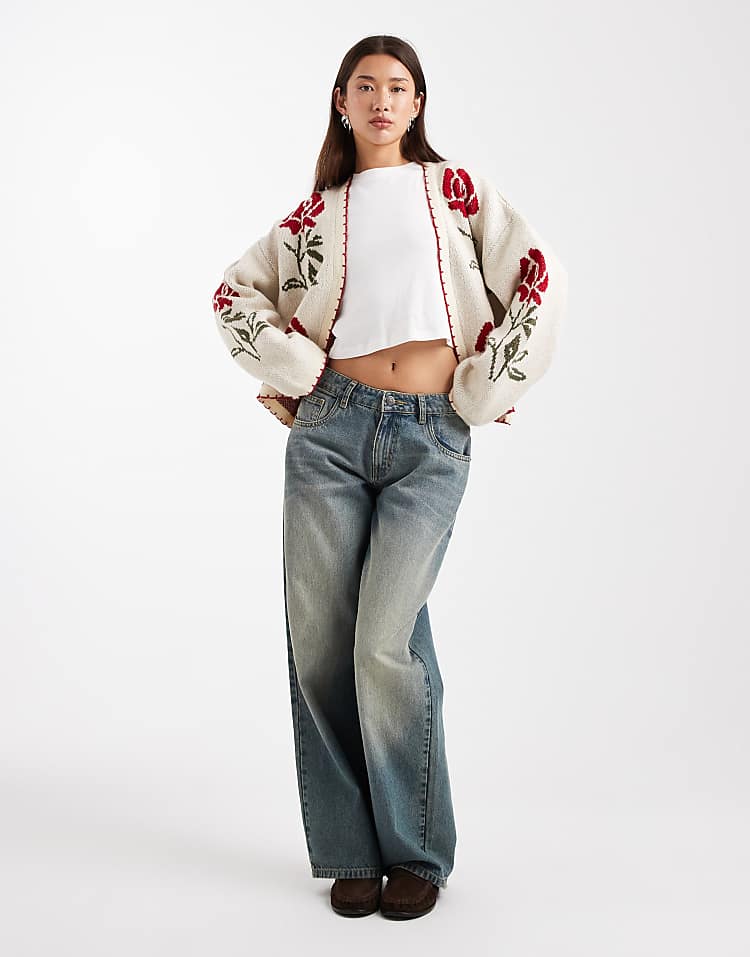 https://images.asos-media.com/products/miss-selfridge-floral-blanket-stitch-cardigan-in-cream/209648935-3?$n_750w$&wid=750&fit=constrain