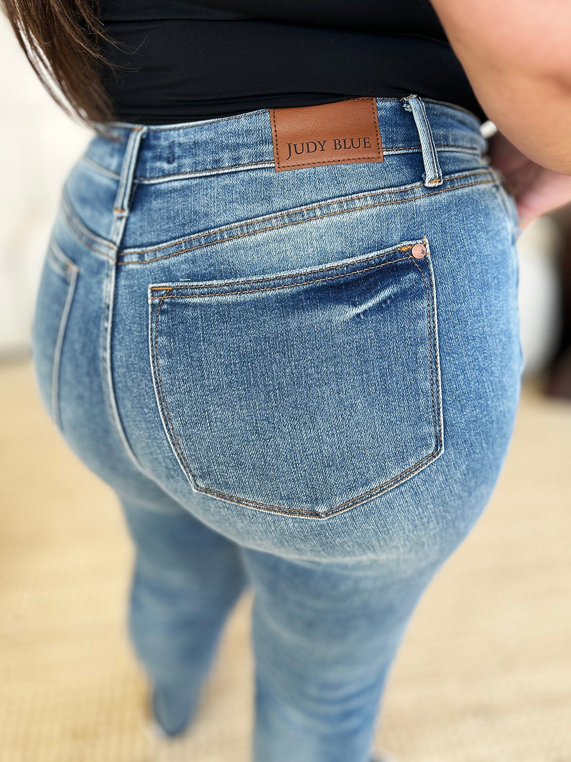 Judy Blue Full Size Mid Rise Rigid Magic Release Hem Jeans Medium / 0/24 Medium / 1/25