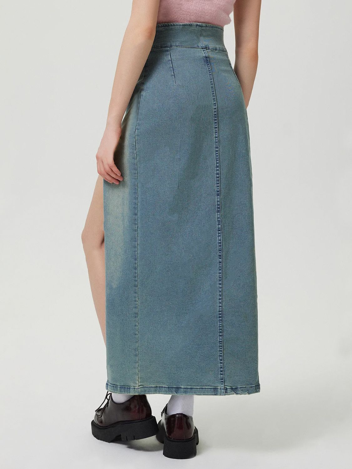 Slit Denim Skirt with Zip Medium / S Medium / M
