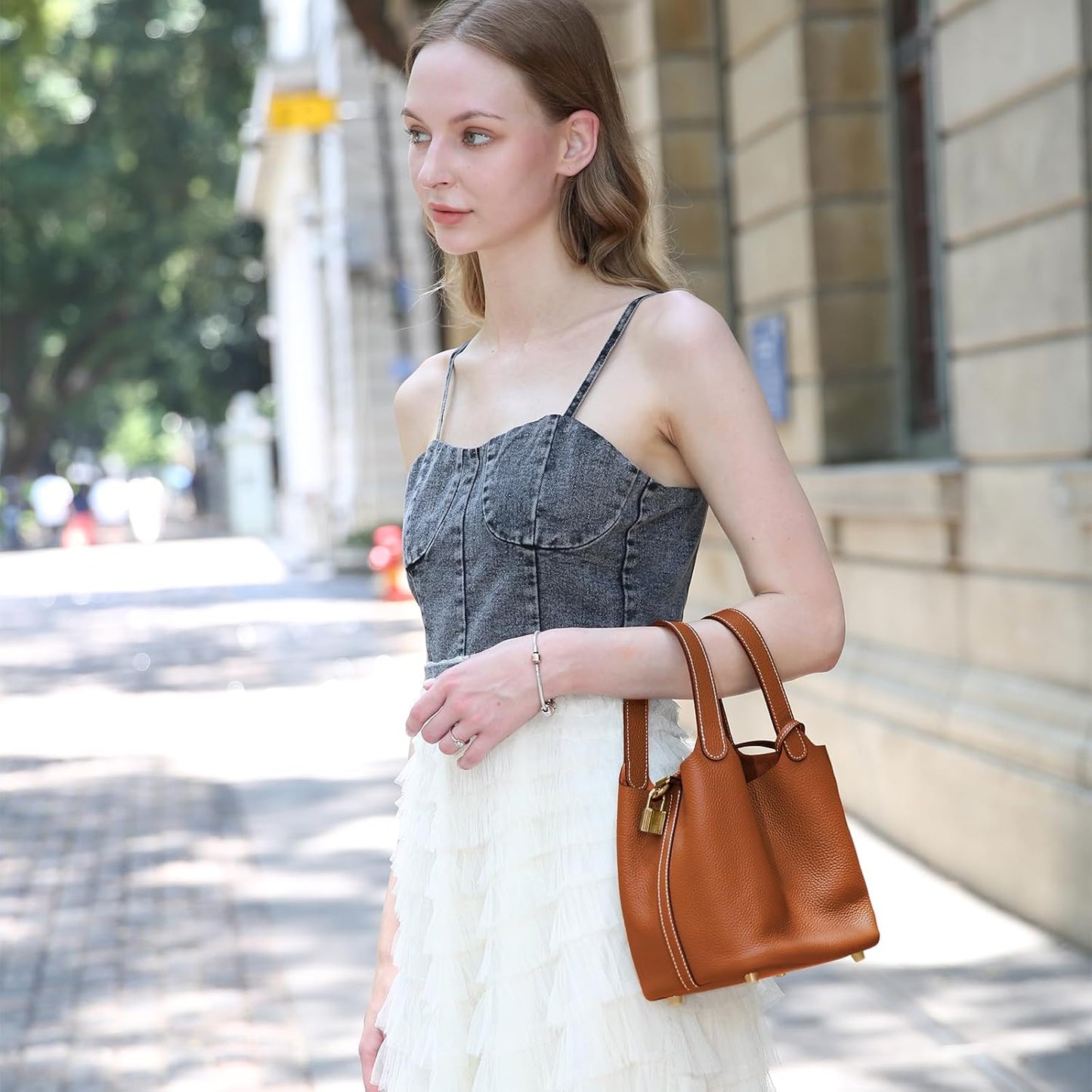 Designer Leather Bucket Bags for Women: Trendy Genuine Leather Tote Purses - Luxury Satchel Top-Handle Handbags for Travel