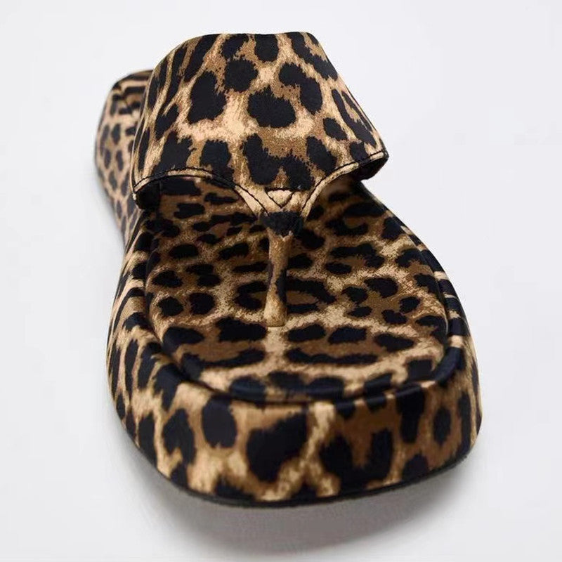 Leopard Toe Post Sandals Leopard / 35(US4) Leopard / 36(US5) Leopard / 37(US6) Leopard / 35(US4)-Leopard / 36(US5)-Leopard / 37(US6)-Leopard / 38(US7)-Leopard / 39(US8)-Leopard / 40(US9)-Leopard / 41(US10)-Leopard / 42(US10.5)-