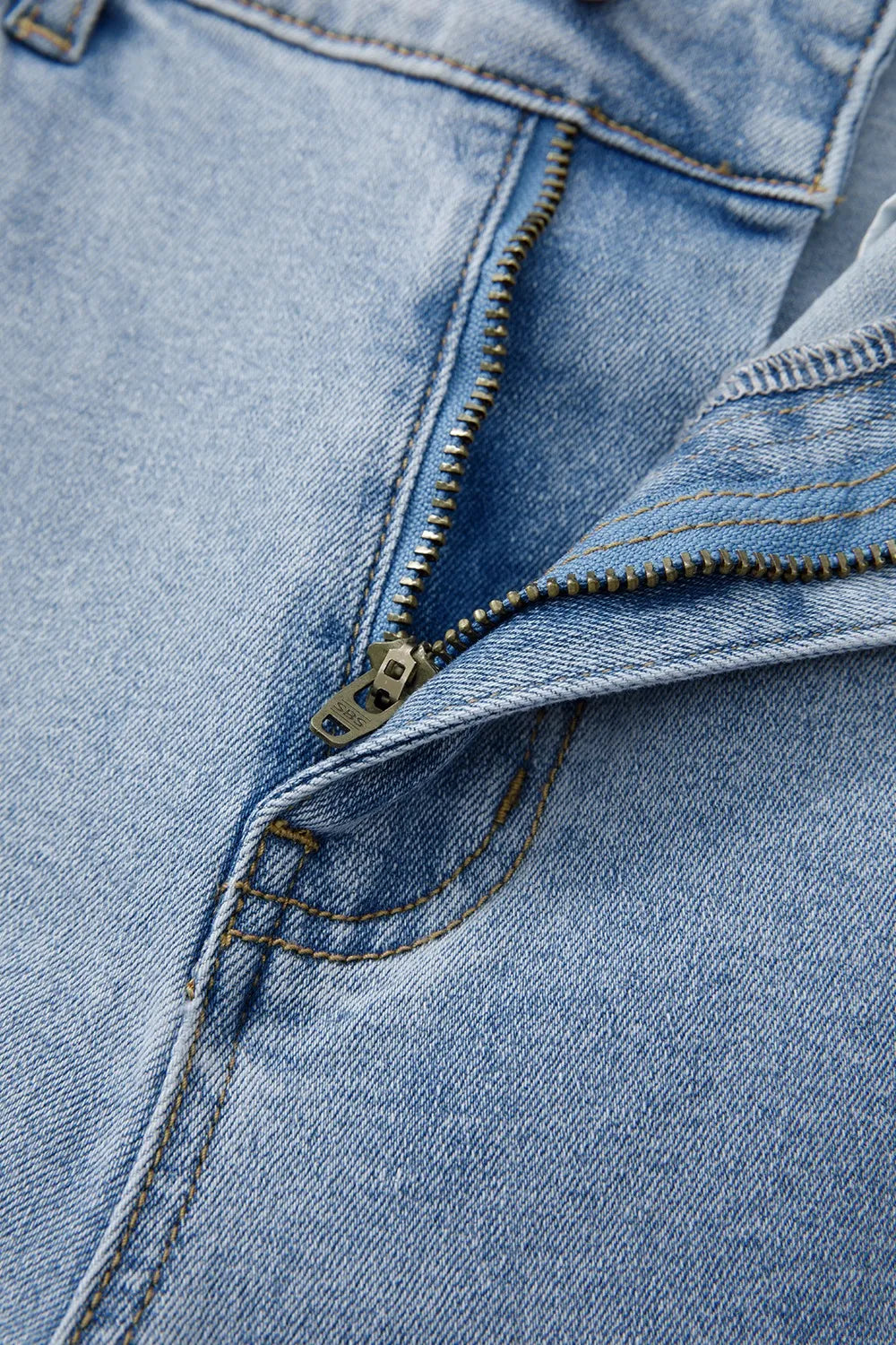 Bowknot Decor Cargo Jeans Light Blue / 6 Light Blue / 8 Light Blue / 10 Light Blue / 6-Light Blue / 8-Light Blue / 10-Light Blue / 12-Light Blue / 14-Light Blue / 16-