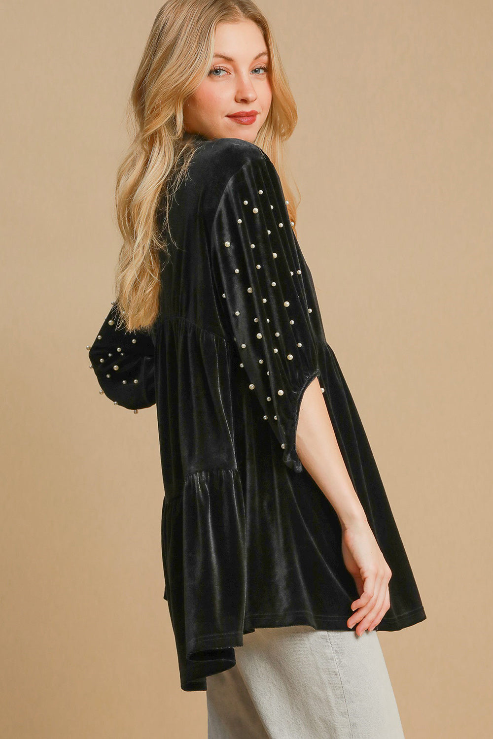 Umgee Pearl Detail Half Sleeve Velvet Babydoll Blouse Black / S Black / M