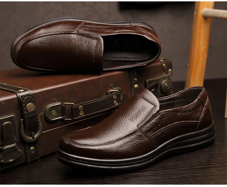 Genuine Leather Shoes Men Flats Fashion Soft Comfortable