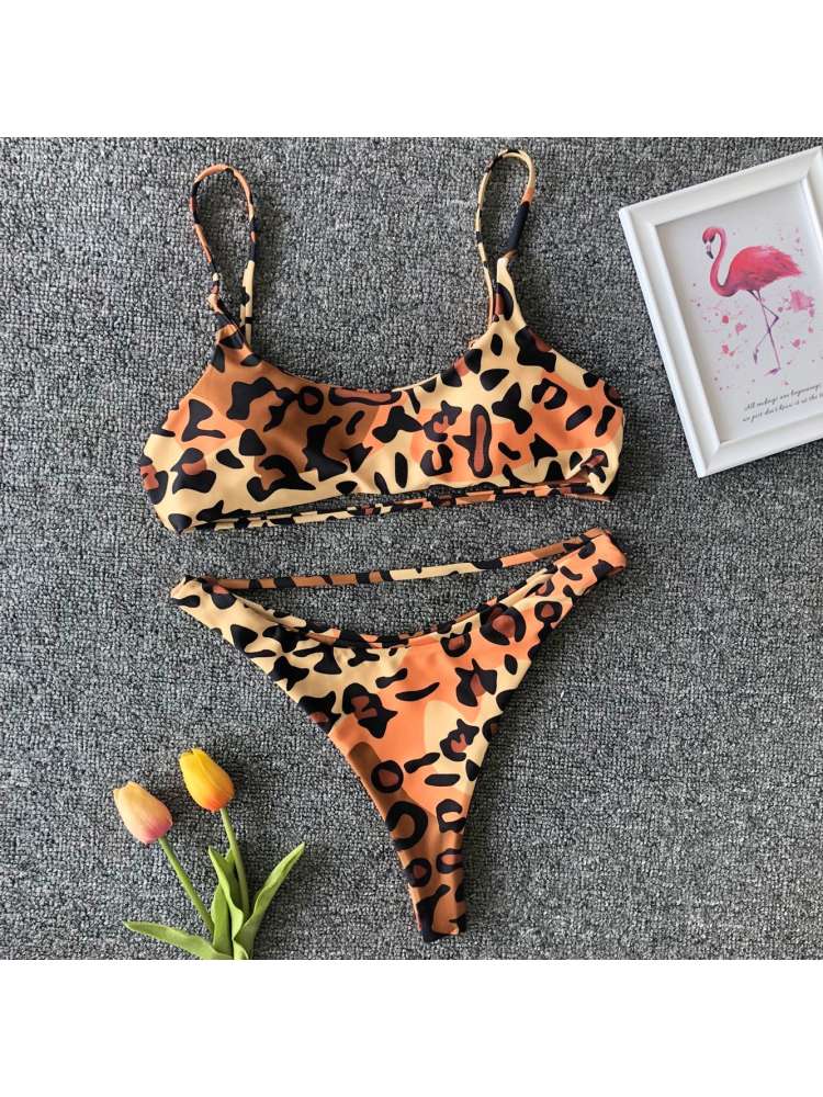 Stylish High-Waisted Retro Bikini Set – Perfect for Your Beach Days! White / S Red / S Wine Red / S White / S-Red / S-Wine Red / S-Blue / S-Brown / S-Yellow / S-Green / S-White / M-Red / M-Wine Red / M-Blue / M-Brown / M-Yellow / M-Green / M-White / L-Red / L-Wine Red / L-Blue / L-Brown / L-Yellow / L-Green / L-