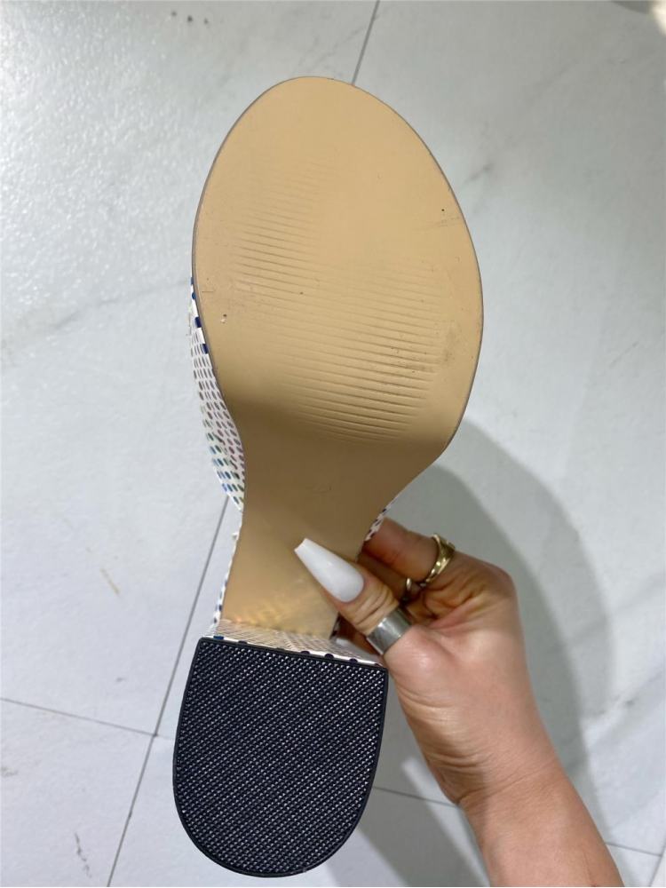 https://imgs3.wholesale7.net/jxc/images/202503/04/goods_img/_P_20250304154004720_494.jpeg