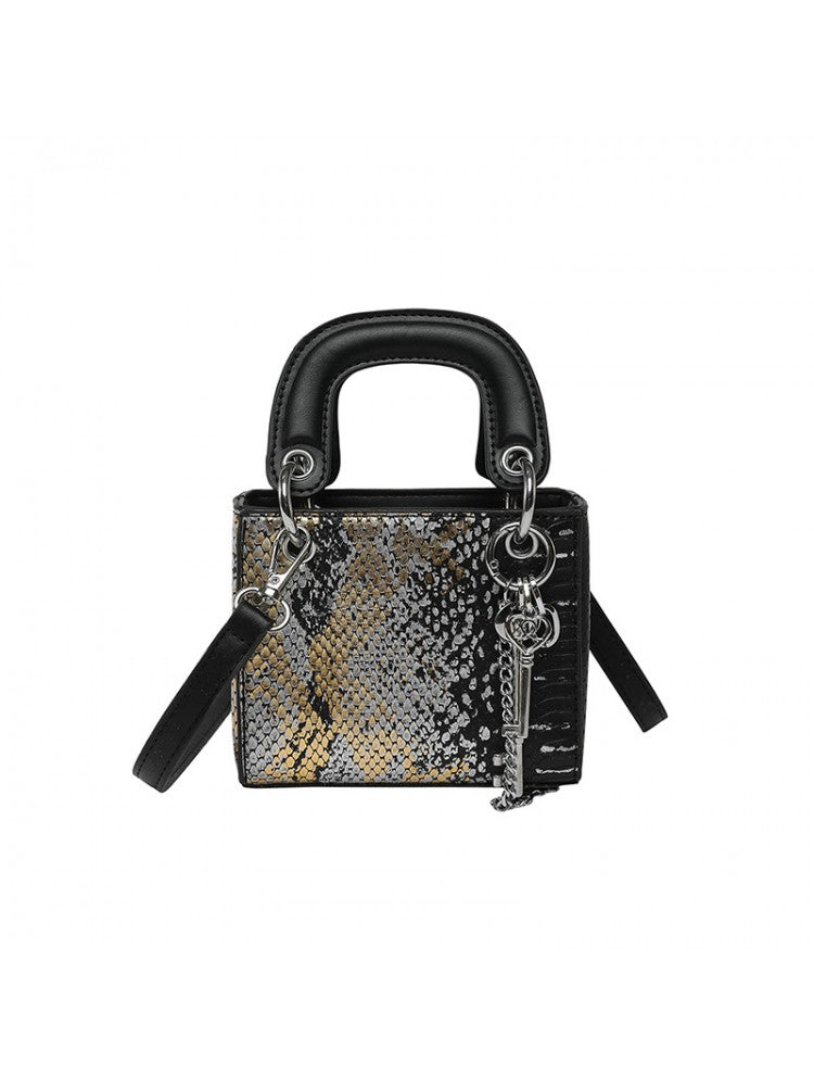 https://imgs3.wholesale7.net/jxc/images/202506/25/goods_img/_P_20250625115207608_167.jpeg