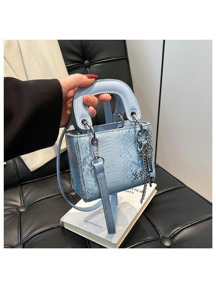 https://imgs3.wholesale7.net/jxc/images/202506/25/goods_img/_P_20250625115210015_190.jpeg