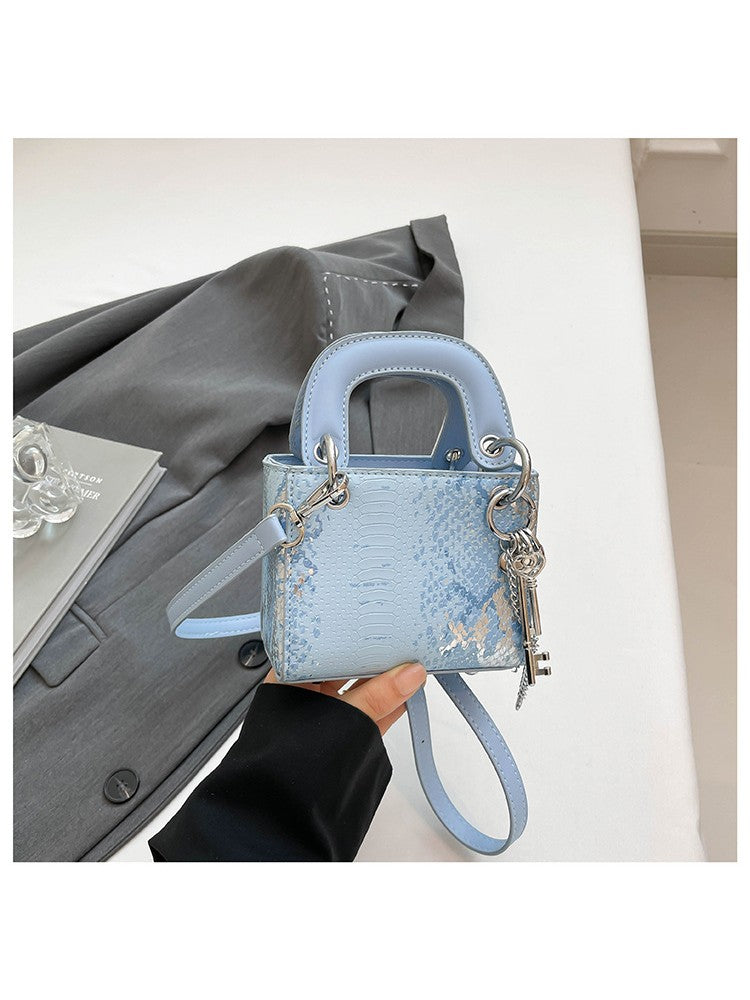 https://imgs3.wholesale7.net/jxc/images/202506/25/goods_img/_P_20250625115210416_487.jpeg