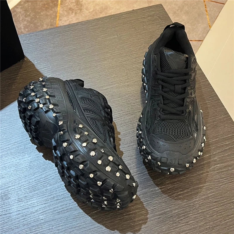 Metal Rivet Men Sneakers Casual Trainers Designer Luxury Brand Runway Unisex Shoes