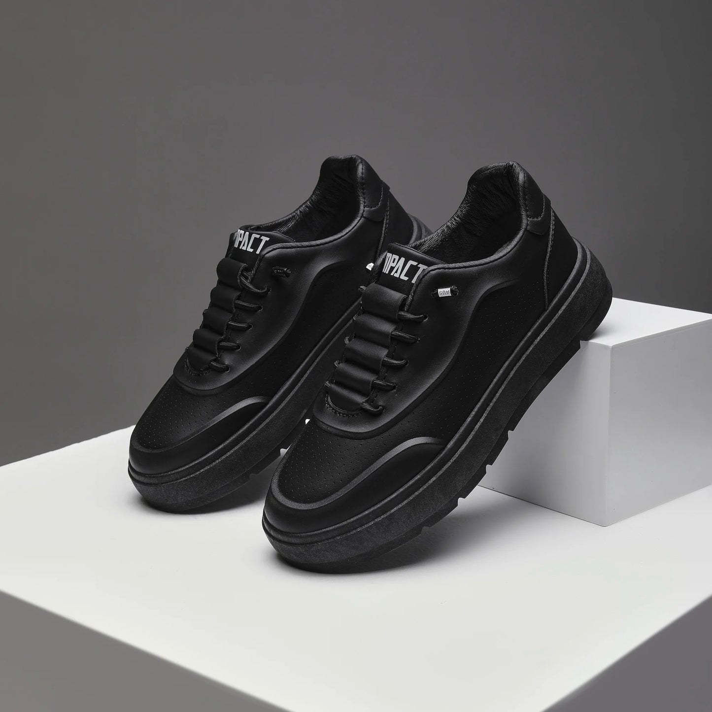 Men's Luxury Vulcanized Sneakers w/Breathable Design for Gym/Casual Wear & Street Style