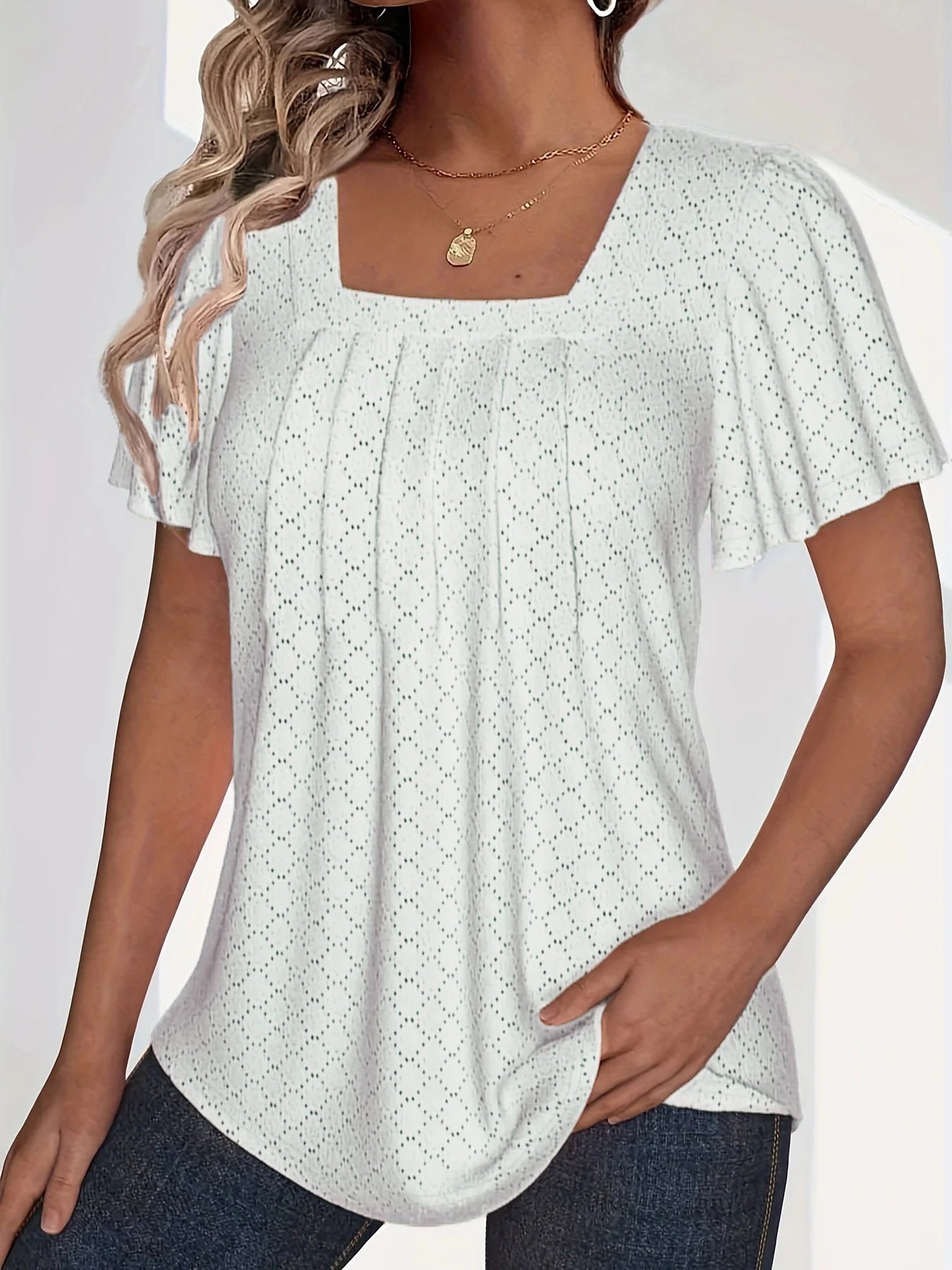 Plus size spring and summer fashionable and elegant hollow tops for women