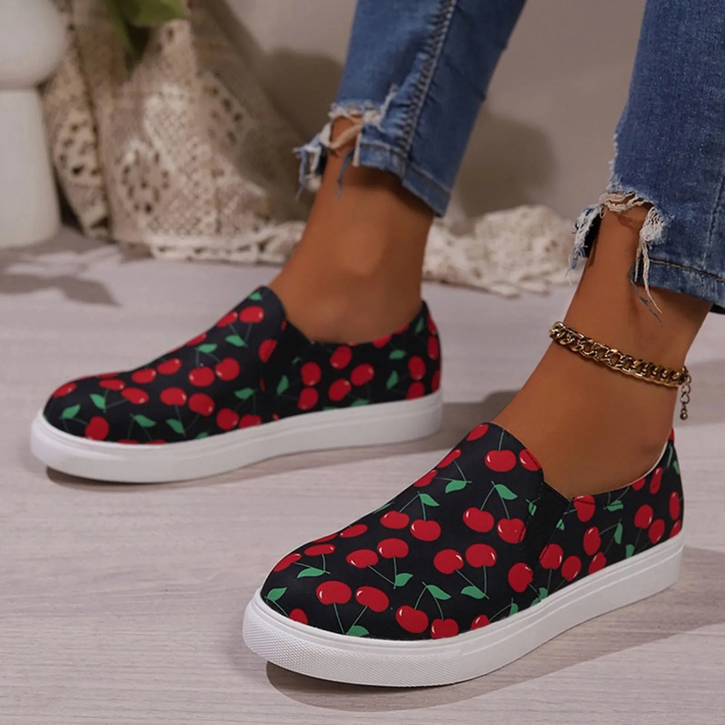 Ladies' Flat Casual Sports Shoes Cherry Printed Wide Width Close Fitting Black / 36 / United States White / 36 / United States
