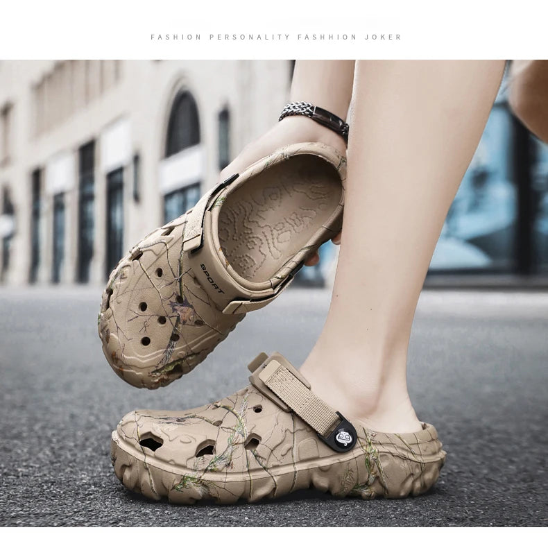 Men Slippers High Quality Anti-Slip Garden Shoes Lightweight Fashion Casual Sandals