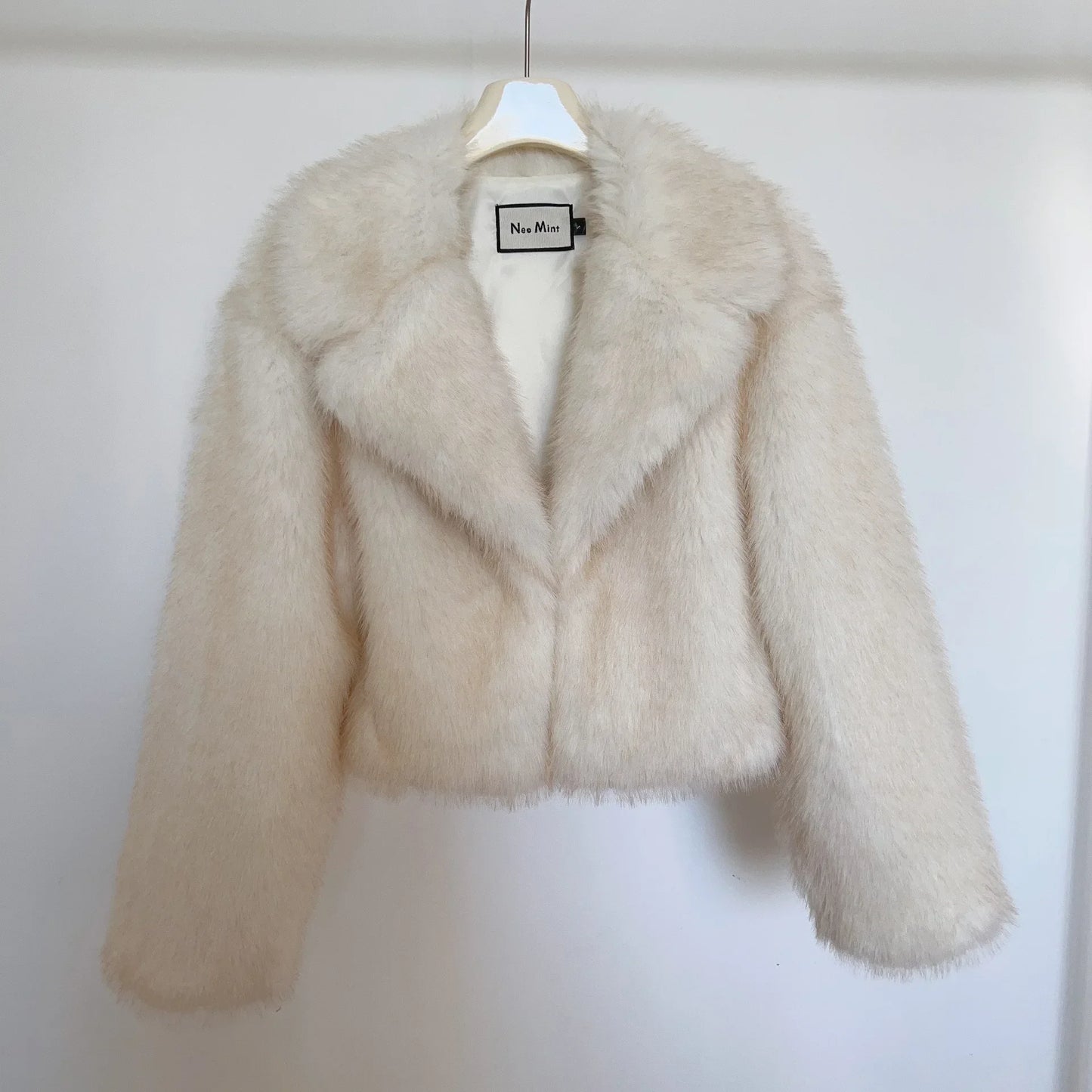 Winter Fur Coat Women Short Lazy Wind Fox Fur Jacket Cropped Fluffy