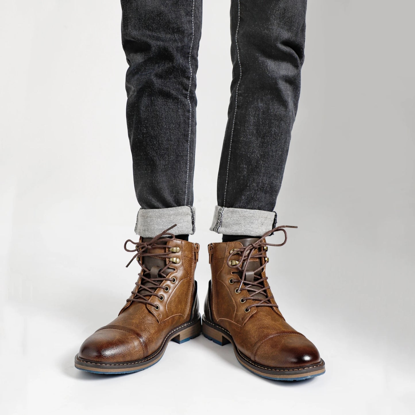 Brogue Chelsea Men Boots 2025 American style Comfortable Fashion Leather Boots