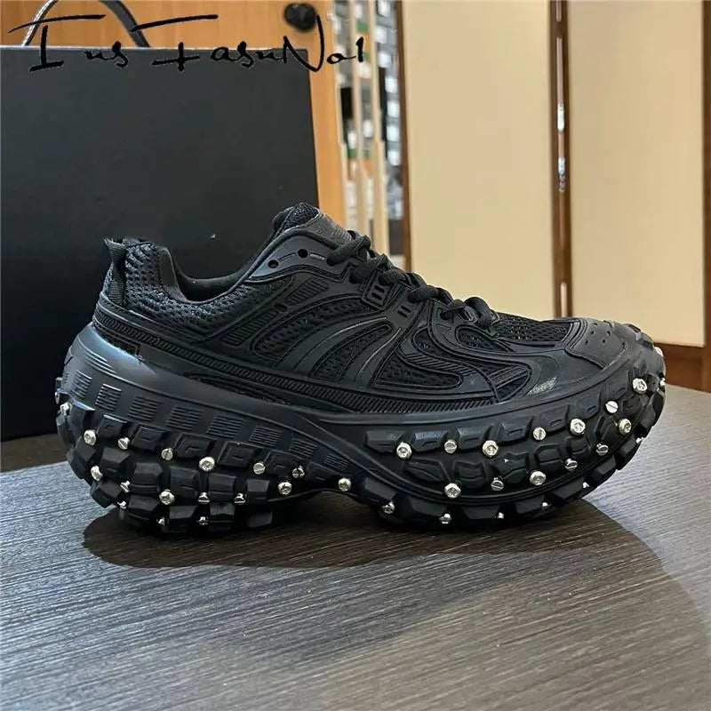 Metal Rivet Men Sneakers Casual Trainers Designer Luxury Brand Runway Unisex Shoes