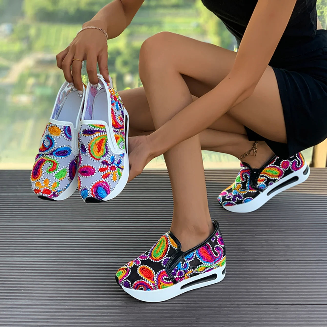 Women Sneakers Slip on Casual Shoes for Women Embroidery Thick Platform Sneakers Women Breathable Mesh Loafers