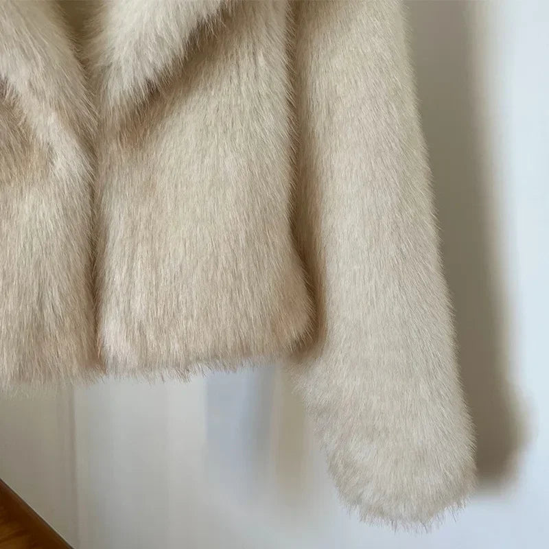 Winter Fur Coat Women Short Lazy Wind Fox Fur Jacket Cropped Fluffy