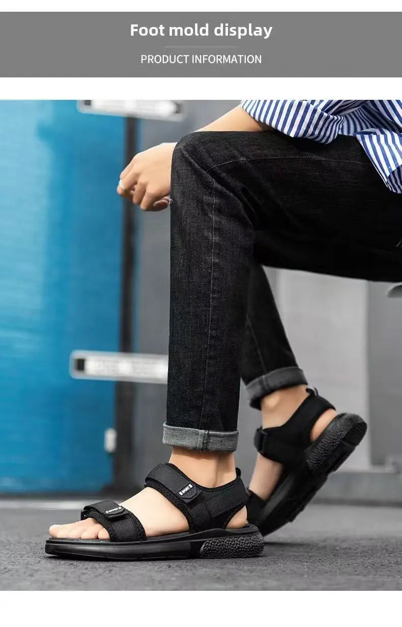 A Pair of Non-Slip Men's Sandals Wear-Resistant Breathable Simple White-Soled