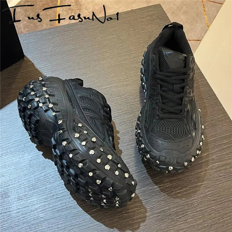 Metal Rivet Men Sneakers Casual Trainers Designer Luxury Brand Runway Unisex Shoes