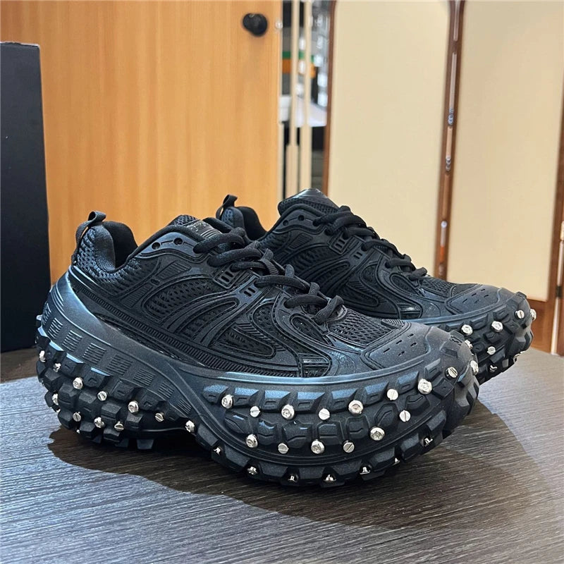 Metal Rivet Men Sneakers Casual Trainers Designer Luxury Brand Runway Unisex Shoes