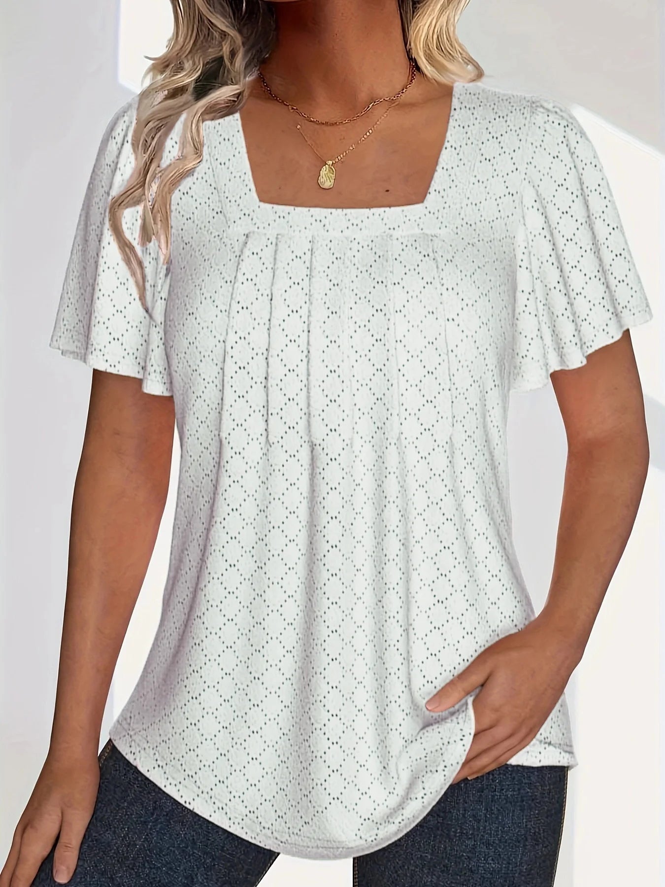 Plus size spring and summer fashionable and elegant hollow tops for women