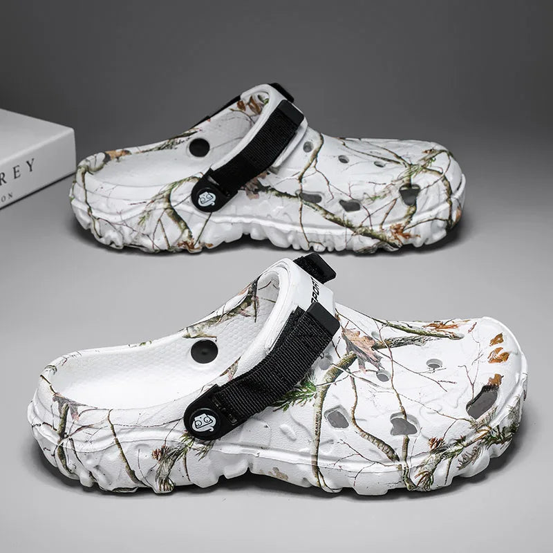 Men Slippers High Quality Anti-Slip Garden Shoes Lightweight Fashion Casual Sandals