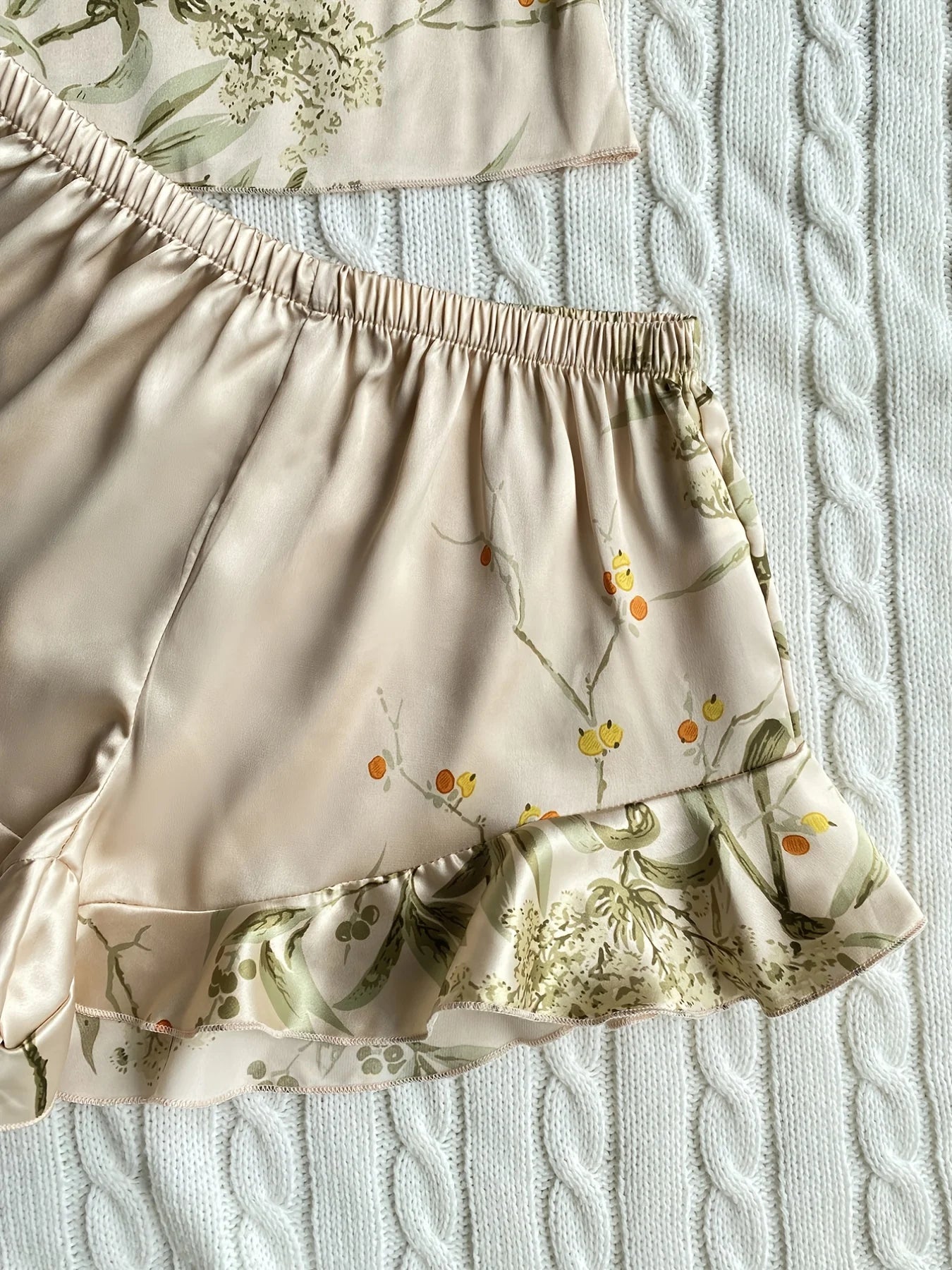 Elegant Floral Print Cami Tops Ruffle Hem Shorts Pajama Set Women's Sleepwear
