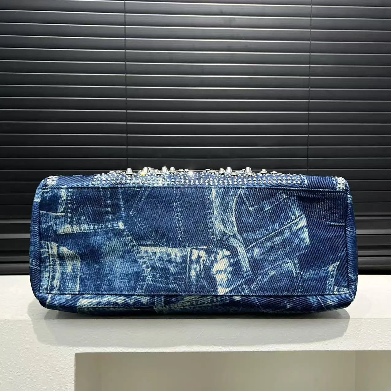 Gemstone inlaid elegant handbag, Boston bag, personalized street style