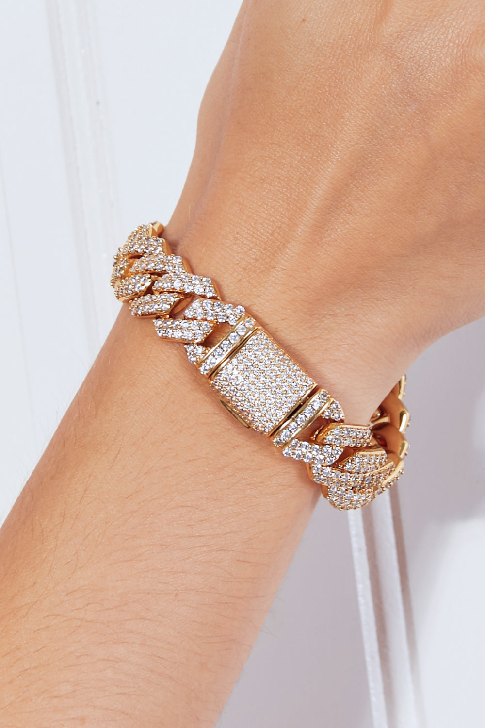 Alloy Inlaid Zircon Bracelet Gold / 7