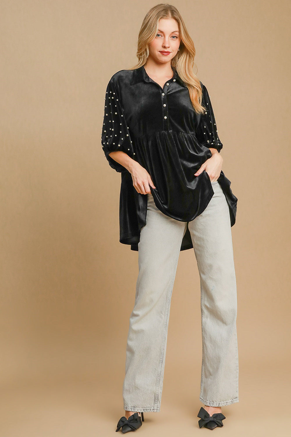 Umgee Pearl Detail Half Sleeve Velvet Babydoll Blouse Black / S Black / M