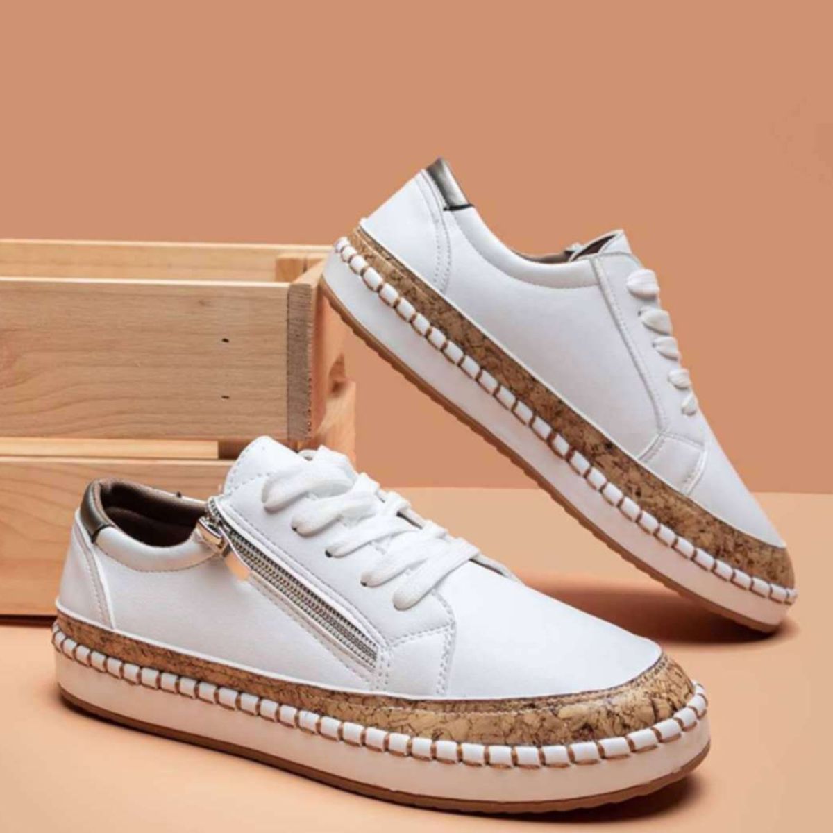 PU Leather Round Toe Flats Sneakers White