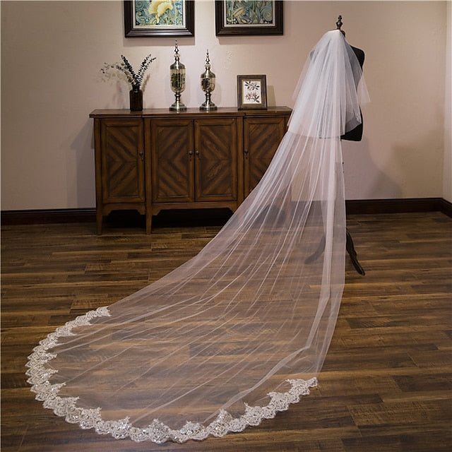 Elegant Two-Tier Lace Wedding Veil with Sequin Embroidery