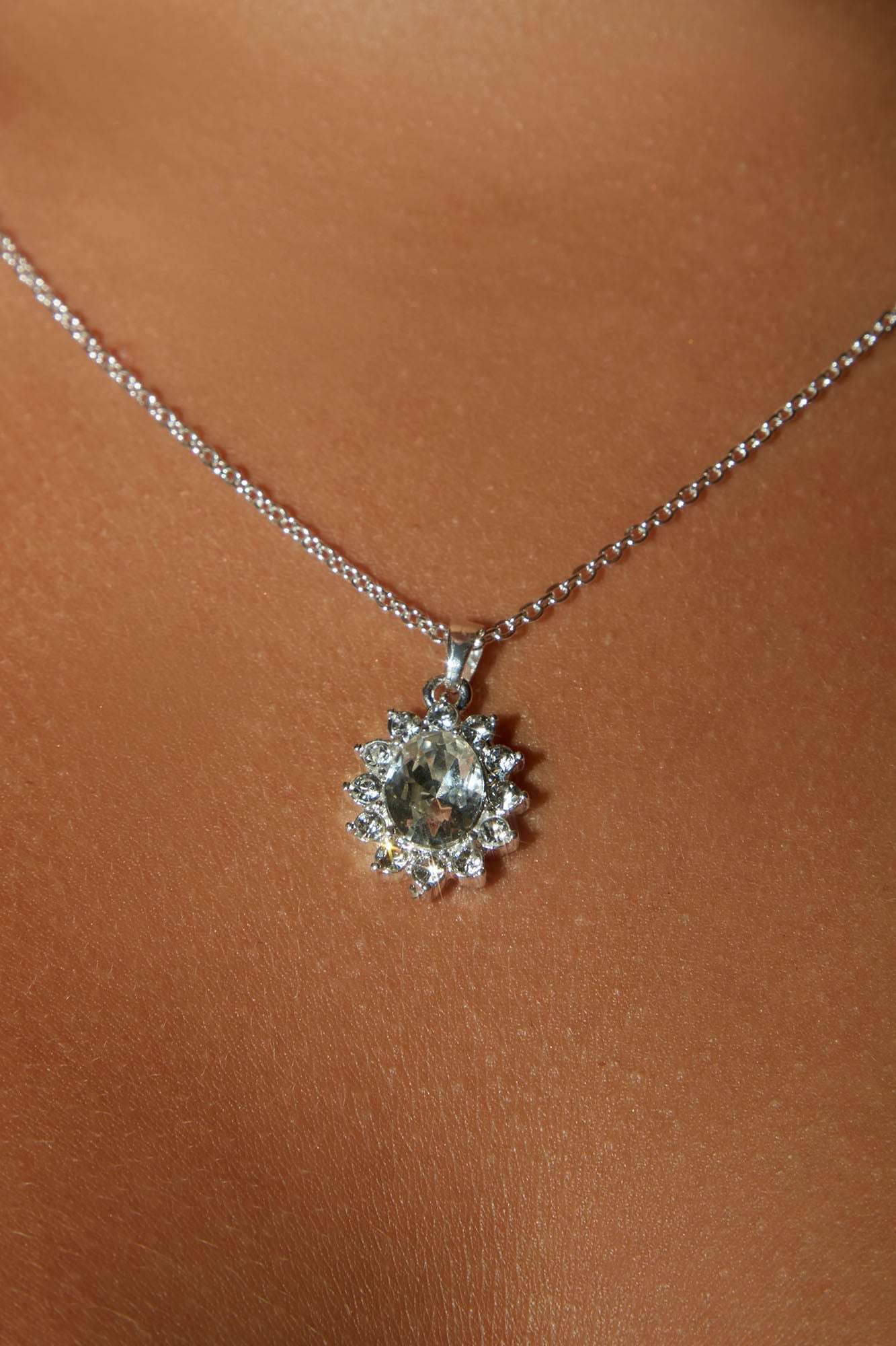 Dazzling Silver Cutie Alert Necklace for Effortless Glamour OS OS-