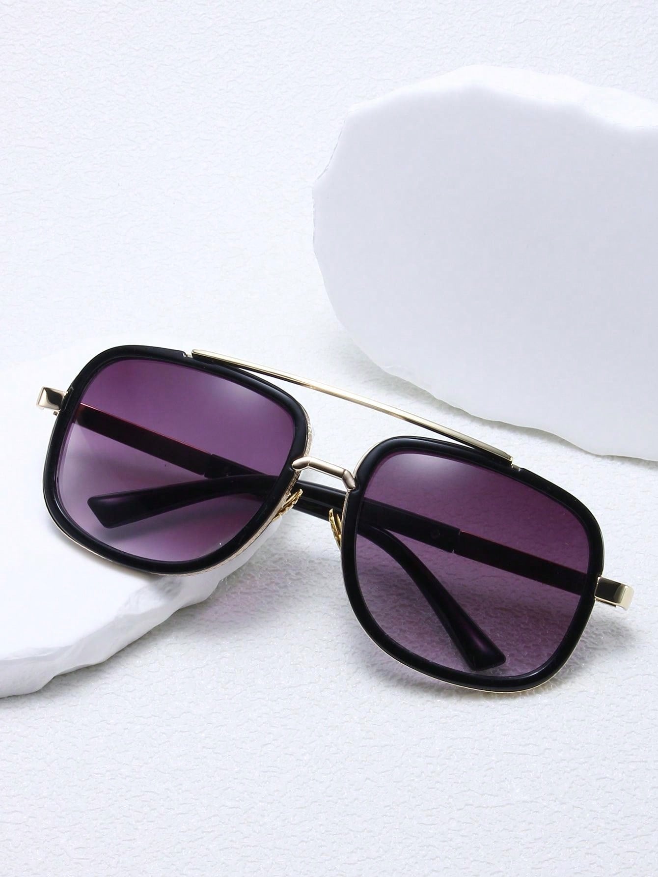 Stylish Men's 2-Piece Gold Frame Sunglasses Set