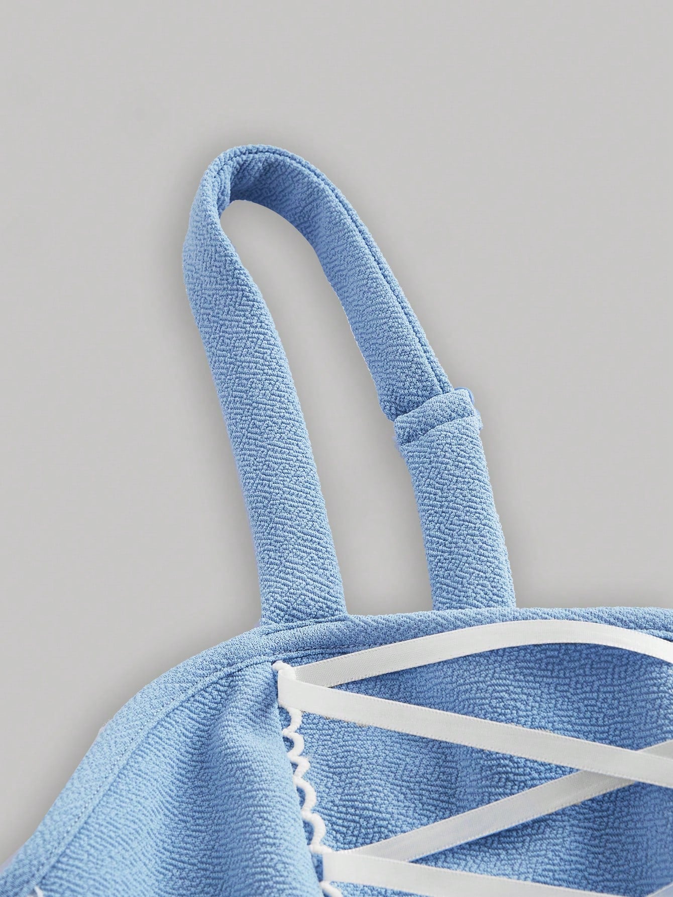 Chic Lace Spliced Cross-Back Camisole Top for Effortless Style XS S M XS-S-M-L-