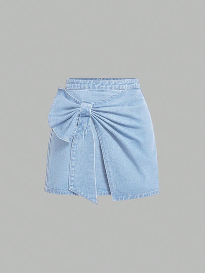 Chic High-Waisted Denim Mini Skirt with Bowknot Detail for a Stylish Look Light Wash
