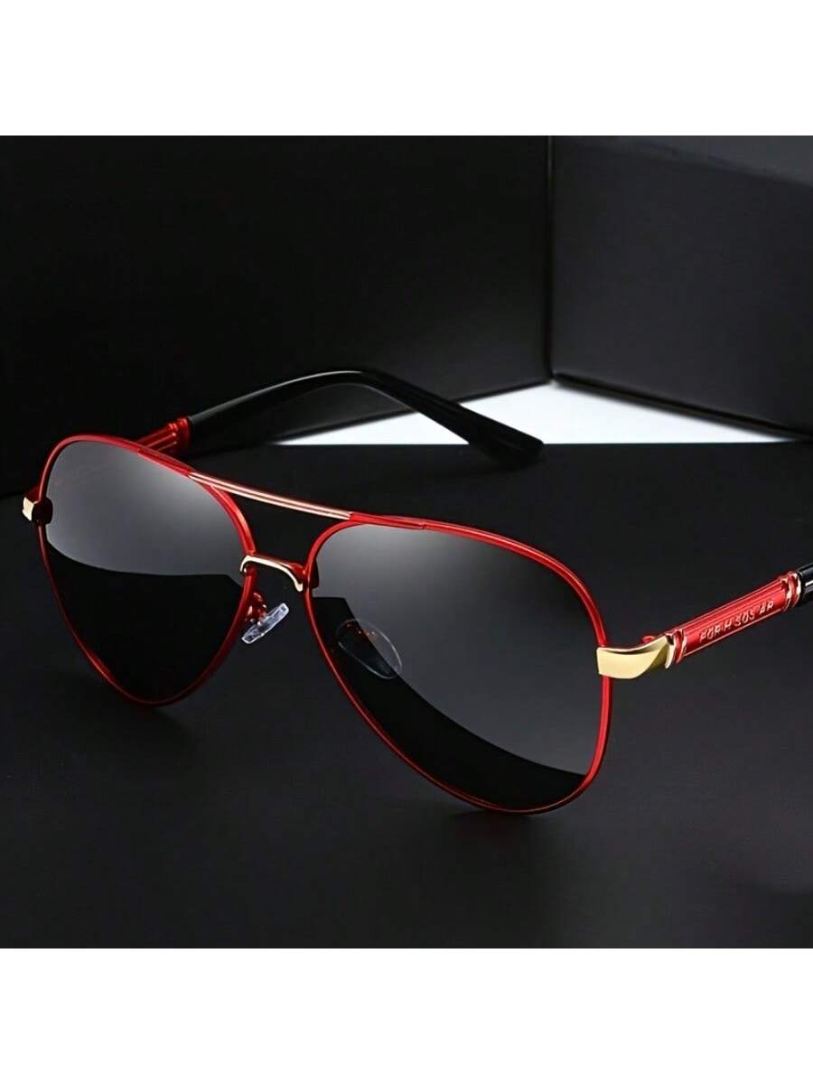 Elevate Your Look: Luxury Polarized Men's Fashion Glasses - Vintage Black Shades for the Stylish Gent