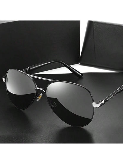 Elevate Your Look: Luxury Polarized Men's Fashion Glasses - Vintage Black Shades for the Stylish Gent