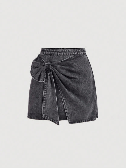 Chic High-Waisted Denim Mini Skirt with Bowknot Detail for a Stylish Look Black