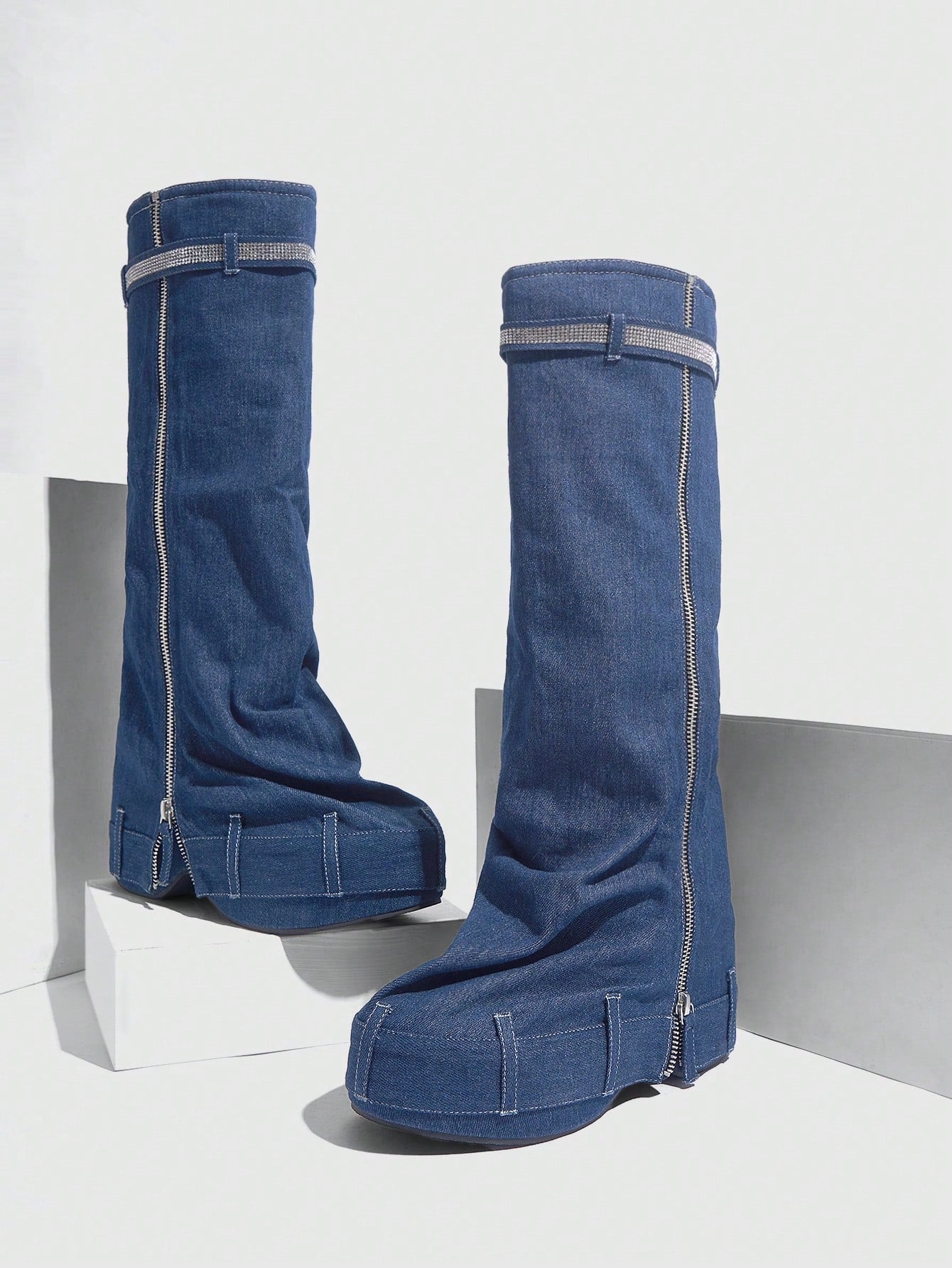 Elevate Your Style Thick-Soled Wedge Heel Western Riding Boots Blue